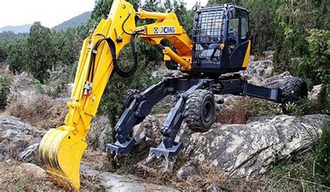 china spider excavator|China's military is using spider excavators to build .